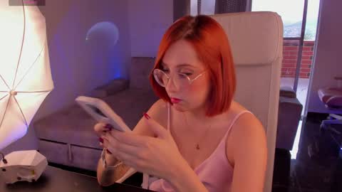 Snapshot of milly_yako chatting on 22, 4, 2026 Monkey D Maddie online show from 22, 4, 2026