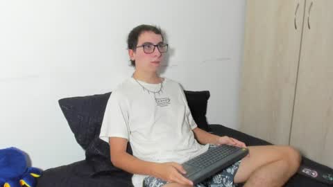 milogm_ online show from 28, 6, 2026