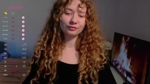 Snapshot of milounee chatting on 17, 5, 2026 milounee online show from 17, 5, 2026