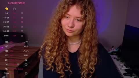 Snapshot of milounee chatting on 23, 6, 2026 milounee online show from 23, 6, 2026
