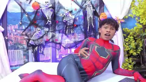 miltondelis online show from 21, 10, 2025