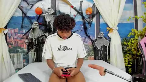 miltondelis online show from 26, 10, 2025