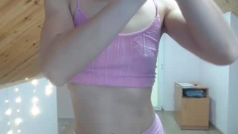 milusea online show from 16, 12, 2024