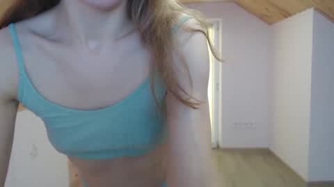 milusea online show from 22, 2, 2025