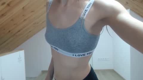 milusea online show from 23, 11, 2025