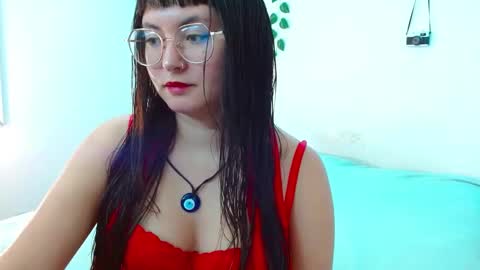 mily_baker online show from 24, 12, 2024