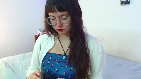 mily_baker online show from 24, 2, 2025