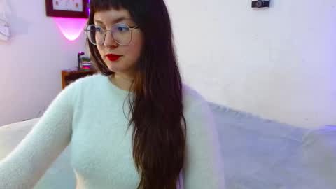 mily_baker online show from 24, 10, 2025