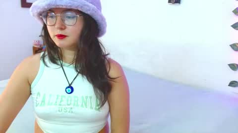 mily_baker online show from 25, 6, 2026
