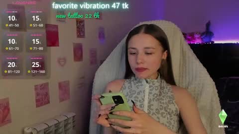 Snapshot of milyamess chatting on 8, 5, 2026 Emily online show from 8, 5, 2026
