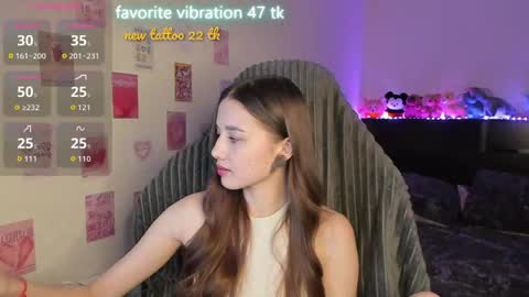 Snapshot of milyamess chatting on 7, 6, 2026 Emily online show from 7, 6, 2026