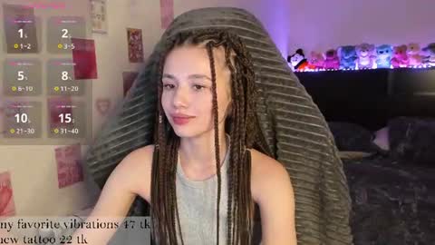 Snapshot of milyamess chatting on 22, 7, 2026 Emily online show from 22, 7, 2026