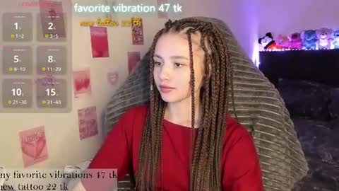 Snapshot of milyamess chatting on 24, 7, 2026 Emily online show from 24, 7, 2026