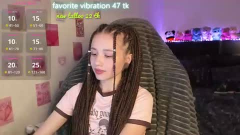 Snapshot of milyamess chatting on 6, 8, 2026 Emily online show from 6, 8, 2026