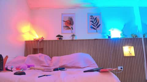 Snapshot of milyrouse___ chatting on 11, 12, 2024 Milly online show from 11, 12, 2024