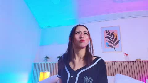 Snapshot of milyrouse___ chatting on 28, 12, 2024 Milly online show from 28, 12, 2024