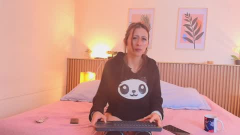 Snapshot of milyrouse___ chatting on 2, 1, 2025 Milly online show from 2, 1, 2025
