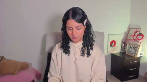 Snapshot of mimi_sa chatting on 13, 4, 2026 Mimii online show from 13, 4, 2026