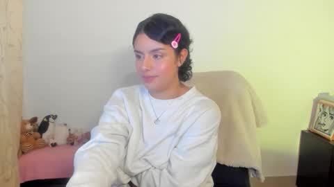 Snapshot of mimi_sa chatting on 18, 5, 2026 Mimii online show from 18, 5, 2026