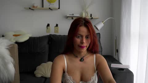 Mimi online show from 2, 11, 2025