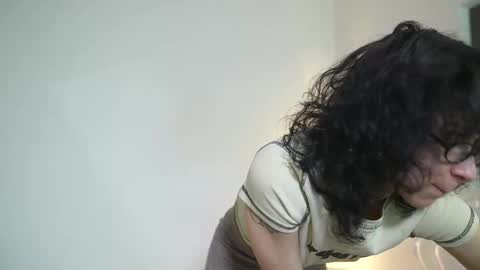  IRIS  online show from 28, 10, 2025