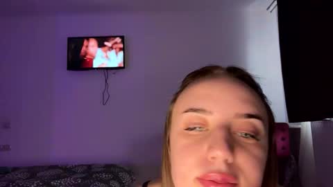 Snapshot of mimisweet78 chatting on 15, 3, 2026 mimisweet78 online show from 15, 3, 2026