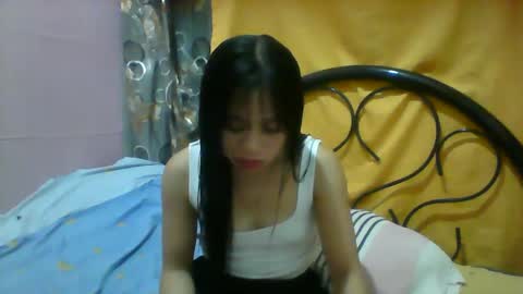 mimiyolove online show from 19, 2, 2025