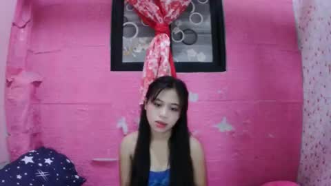 mimiyolove online show from 18, 9, 2025