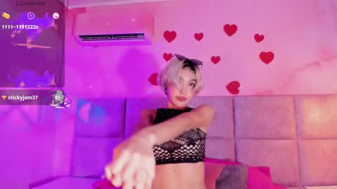 Snapshot of min_minjil chatting on 26, 2, 2025 Minji online show from 26, 2, 2025