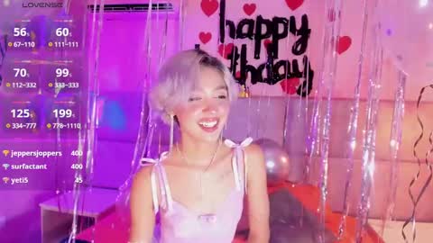 Snapshot of min_minjil chatting on 1, 3, 2025 Minji online show from 1, 3, 2025
