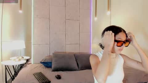 Snapshot of min_minjil chatting on 10, 9, 2025 Minji online show from 10, 9, 2025