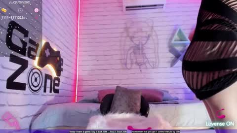Snapshot of min_minjil chatting on 12, 9, 2025 Minji online show from 12, 9, 2025