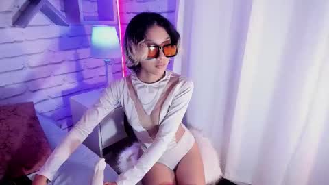 Snapshot of min_minjil chatting on 18, 9, 2025 Minji online show from 18, 9, 2025