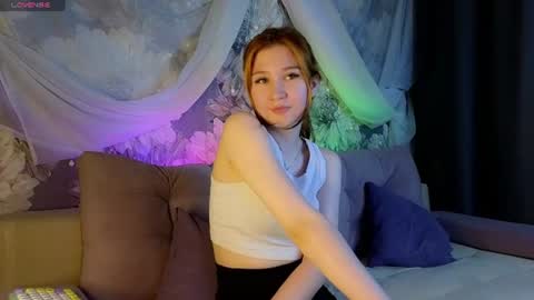 hi Im Mina  online show from 18, 7, 2026