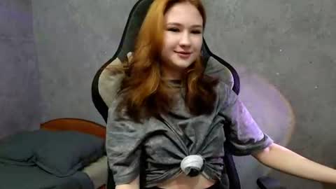 hi Im Mina  online show from 1, 8, 2026