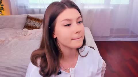 Mindi online show from 11, 10, 2025