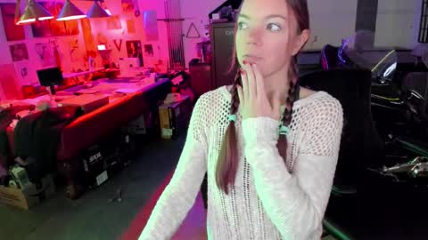 Mindy Mars online show from 15, 12, 2025