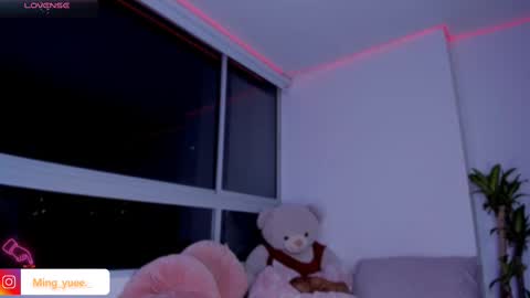 My name is Fer Nice to meet you  give it a thumbs up please its important online show from 13, 2, 2025