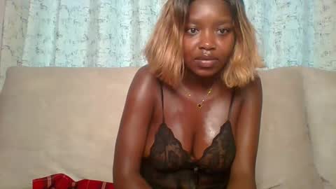 STRAWBERRY online show from 22, 1, 2025