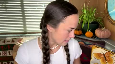 Snapshot of minimaggie chatting on 21, 10, 2025 minimaggie online show from 21, 10, 2025