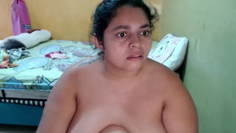 Snapshot of minnie_bbw69 chatting on 13, 5, 2026 Andrea online show from 13, 5, 2026