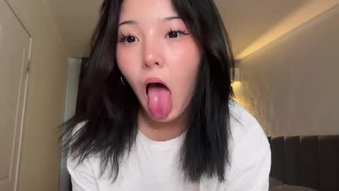 Snapshot of minnie_joy_ chatting on 9, 5, 2026 Joy online show from 9, 5, 2026