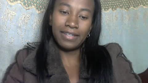 Snapshot of minouch211907 chatting on 13, 7, 2026 minouch211907 online show from 13, 7, 2026