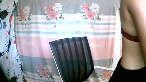 Snapshot of miorah chatting on 17, 1, 2025 miorah online show from 17, 1, 2025