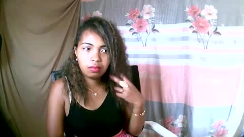 Snapshot of miorah chatting on 3, 2, 2025 miorah online show from 3, 2, 2025