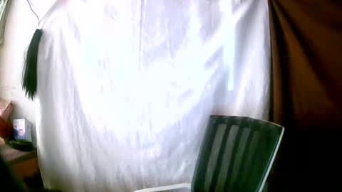 Snapshot of miorah chatting on 8, 2, 2025 miorah online show from 8, 2, 2025