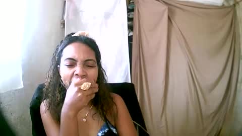 Snapshot of miorah chatting on 19, 2, 2025 miorah online show from 19, 2, 2025