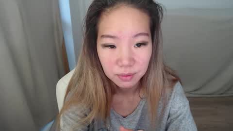 mira_g online show from 5, 12, 2025