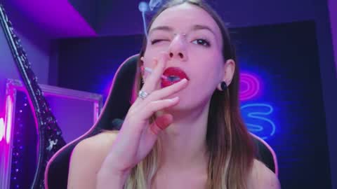 mira_lynxx online show from 6, 2, 2026