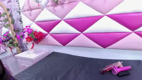 mirabella_miller online show from 30, 10, 2025